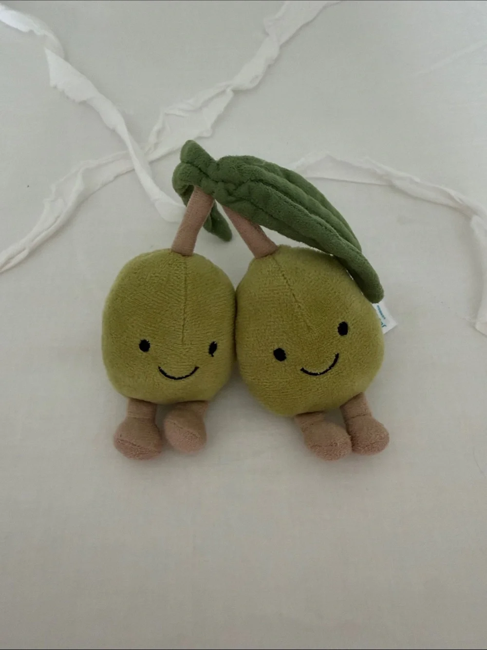 Olive JellyCat - Picture 1 of 3